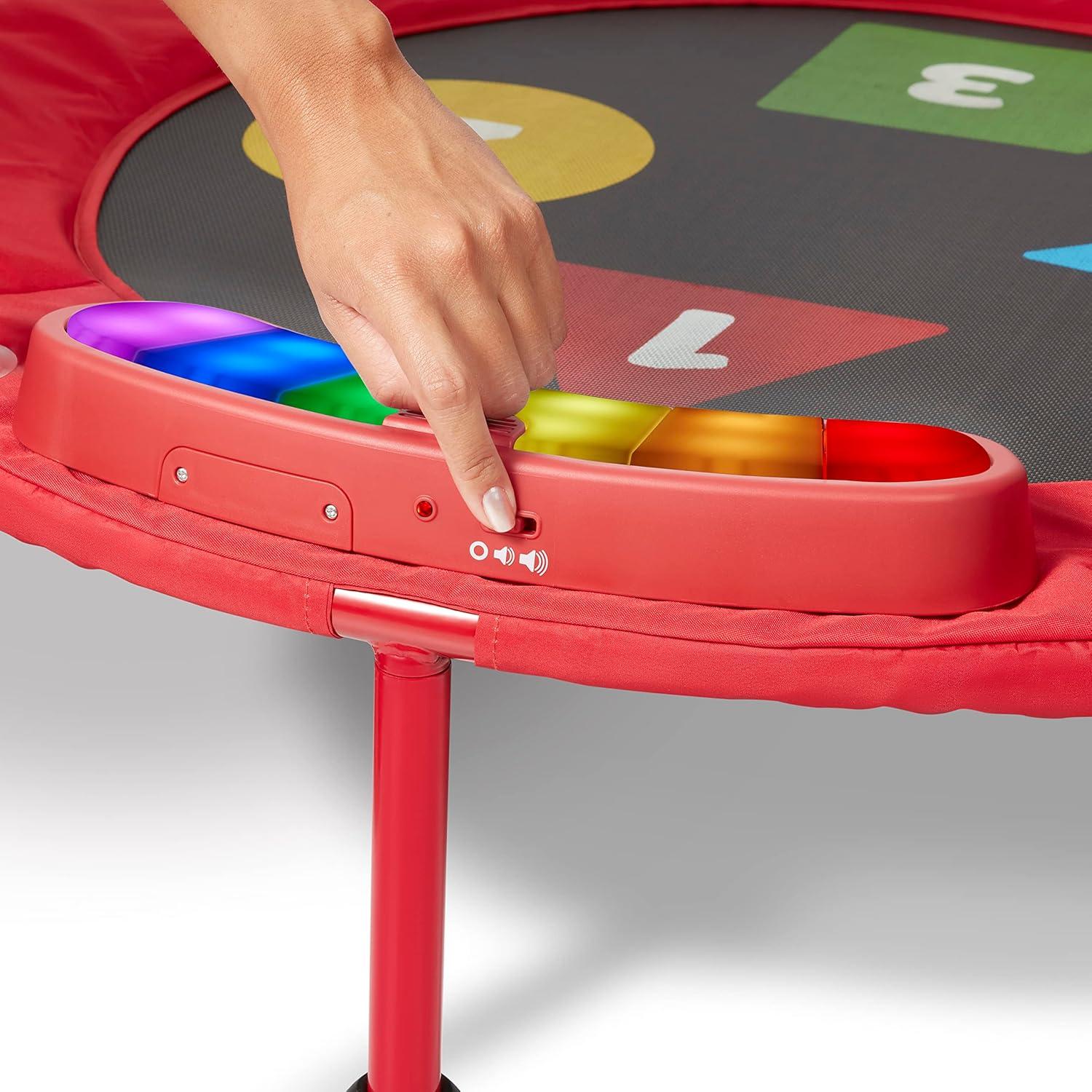 Trampolín Radio Flyer Game Time con Luces y Sonidos