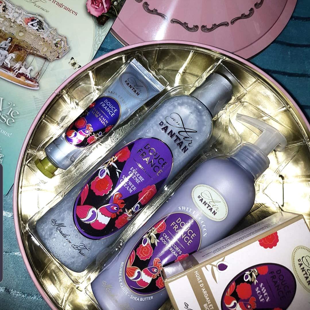 Set de Regalo de Spa Un Air d'Antan 4 Piezas Aroma Almendra