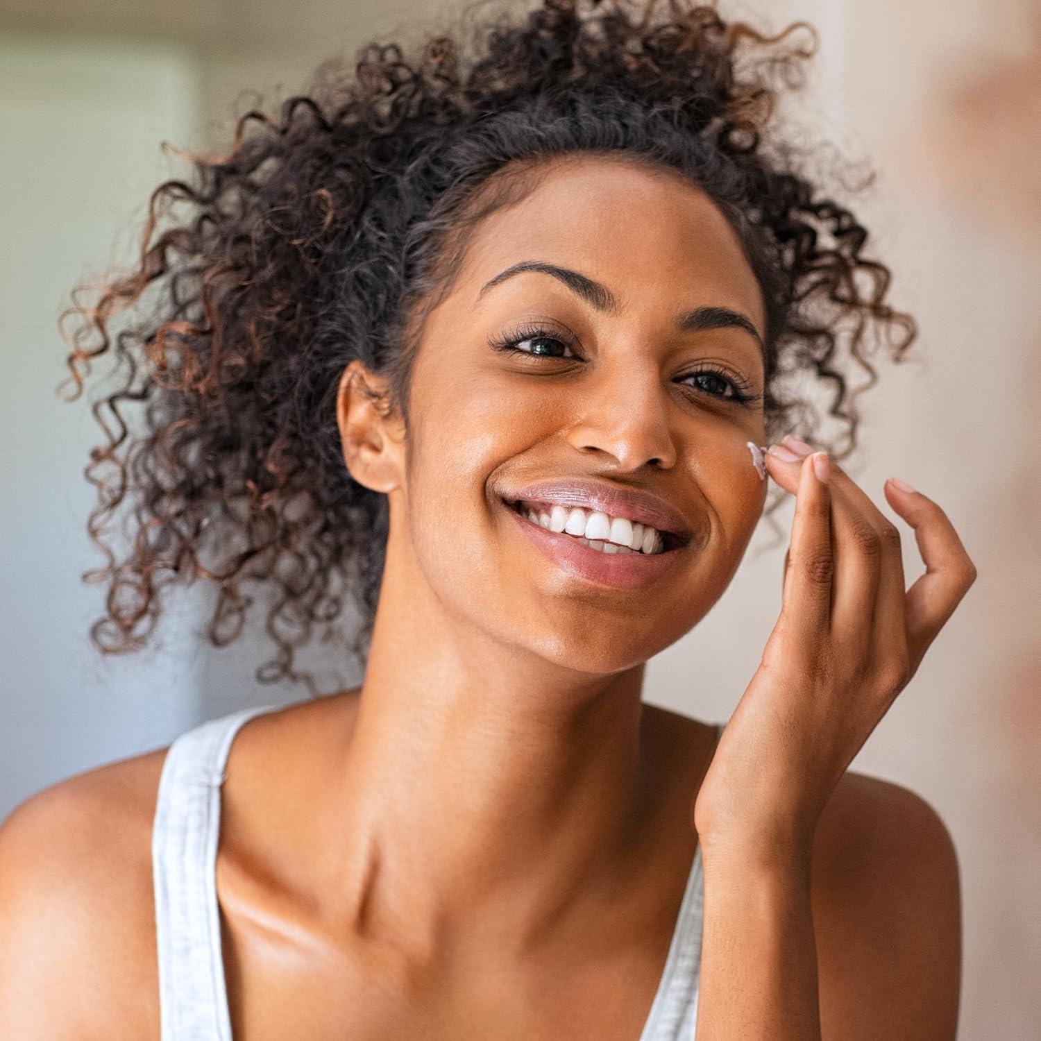 Suero Facial de Retinol Amazon Basics 29.57 ml - Antiacné