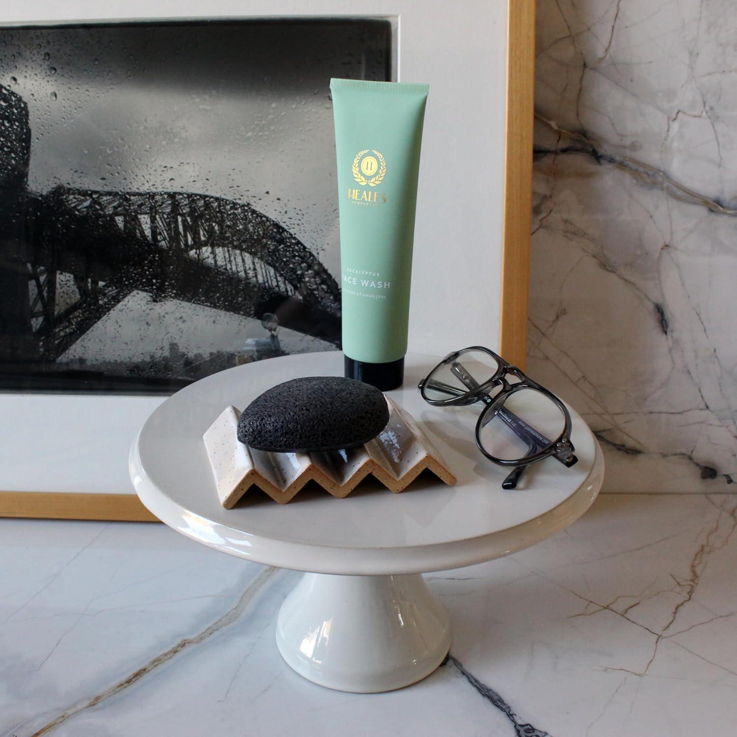 Limpiador Facial Hidratante Heales Apothecary 145 g Eucalipto