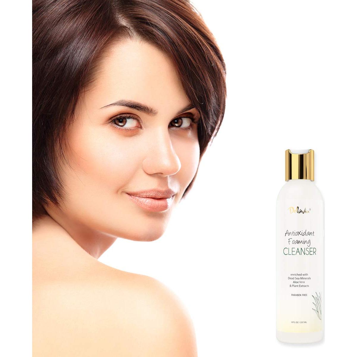 Limpiador Facial Espumoso Deluvia 236.6 ml - Hidratante Suave