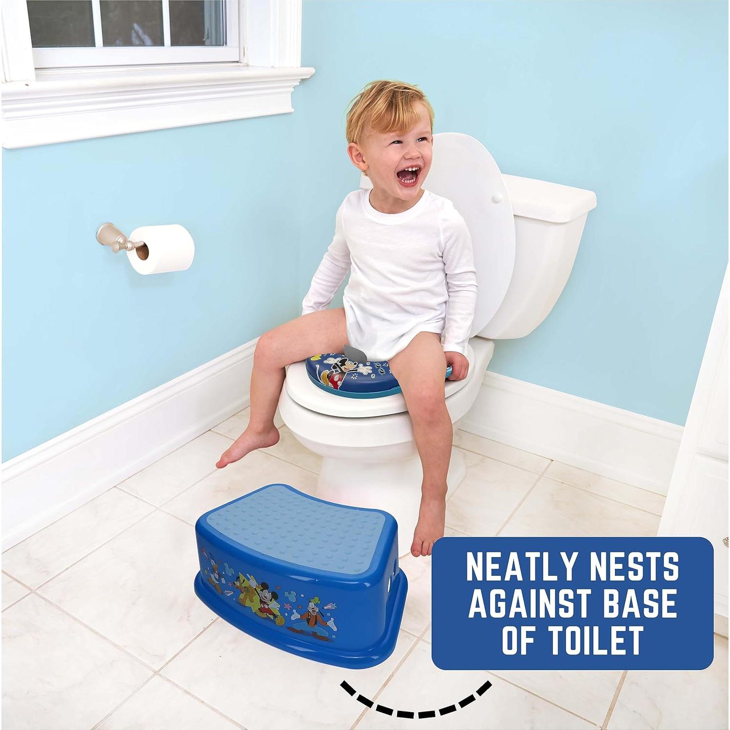 Escalón Disney Mickey Mouse Amigos en Juego 36.83x26.04cm