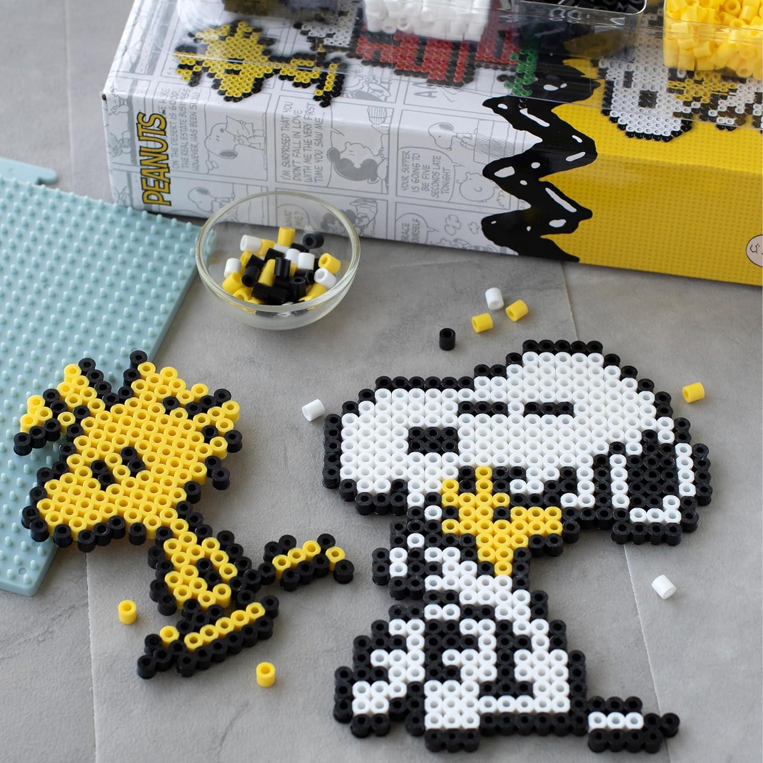 Kit Perler Peanuts 4260 Piezas Snoopy y Woodstock