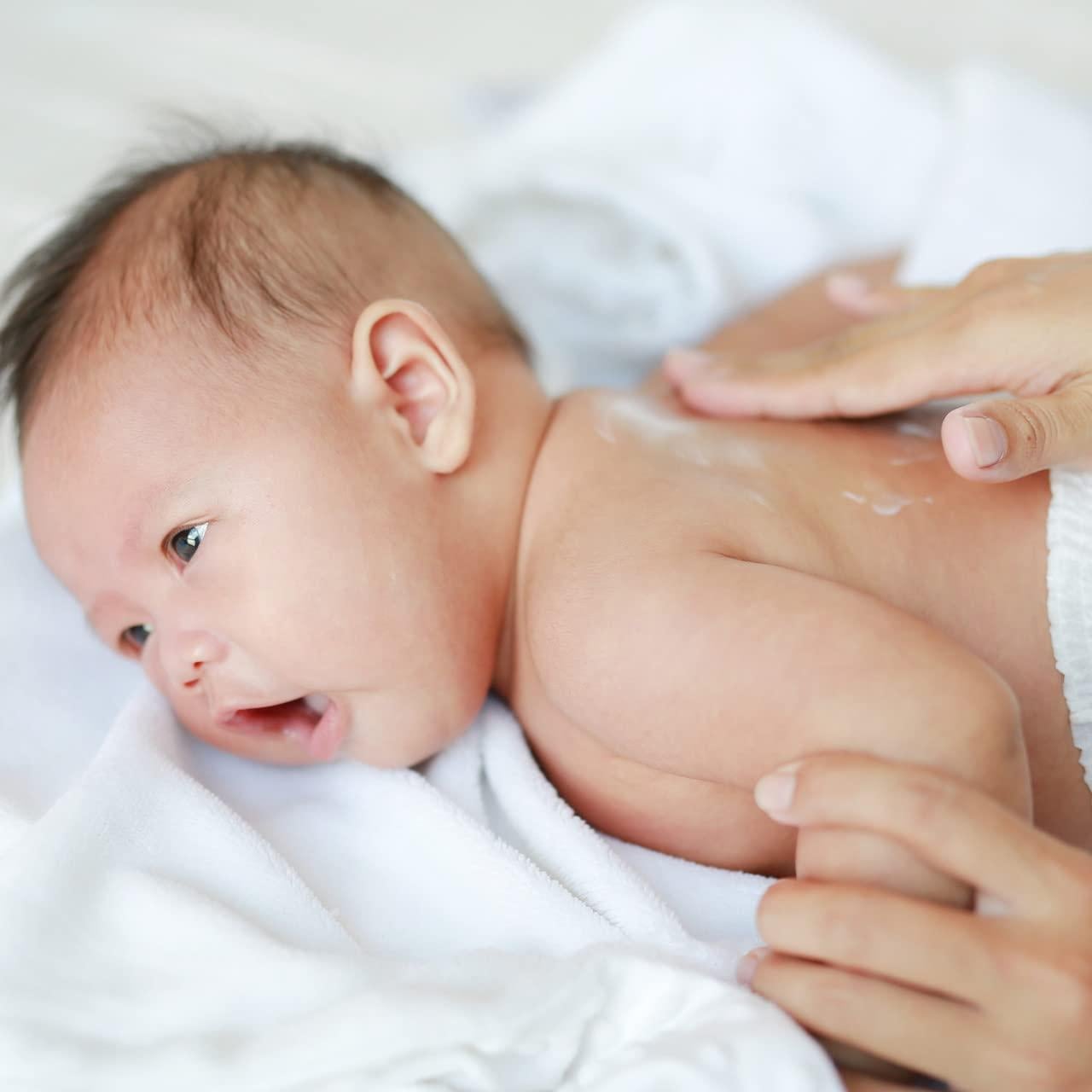 Loción Hidratante para Bebés Safflower Safari 85g - Natural y Hipoalergénica