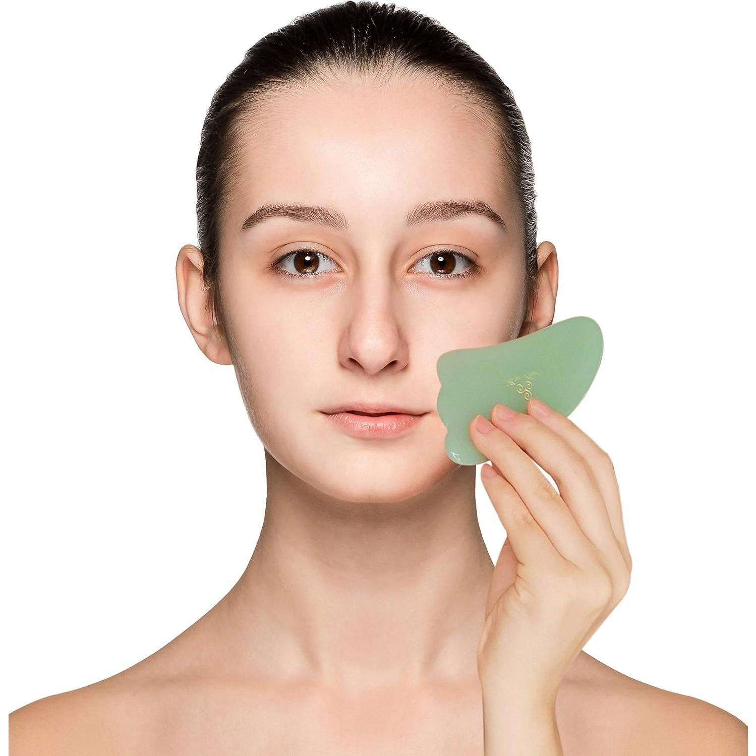 Masajeador Facial Gua Sha Jade Verde Antiarrugas 10cm