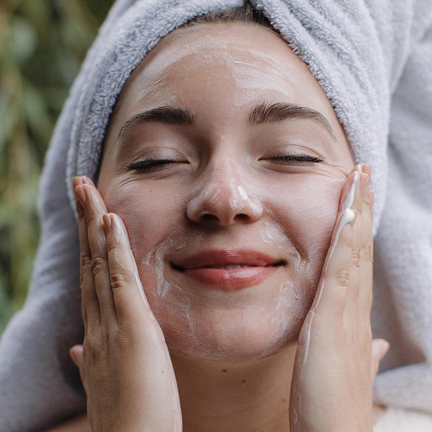 Limpiador Facial Natural NENA 99.22 g - Exfoliante Suave