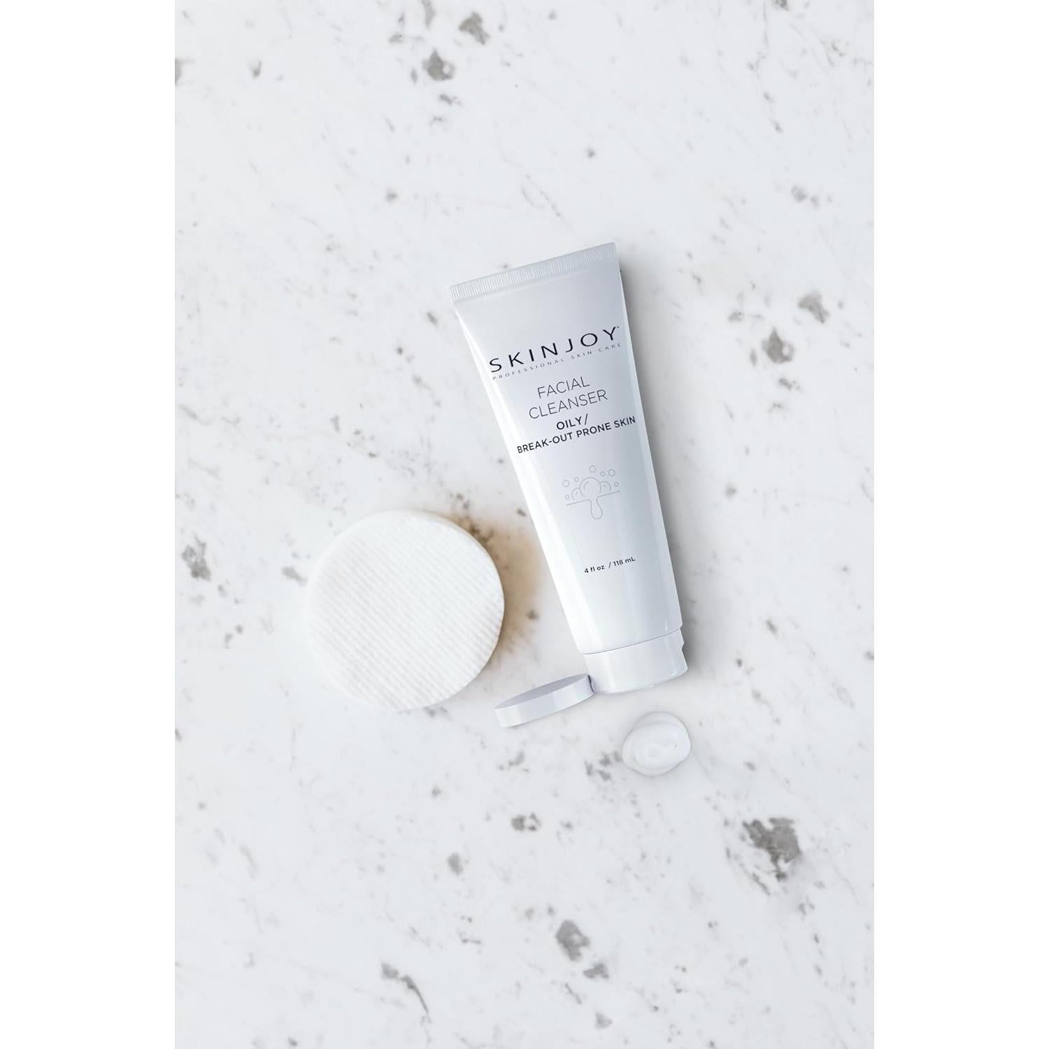 Limpiador Facial Suave Skinjoy para Piel Grasa 118 ml