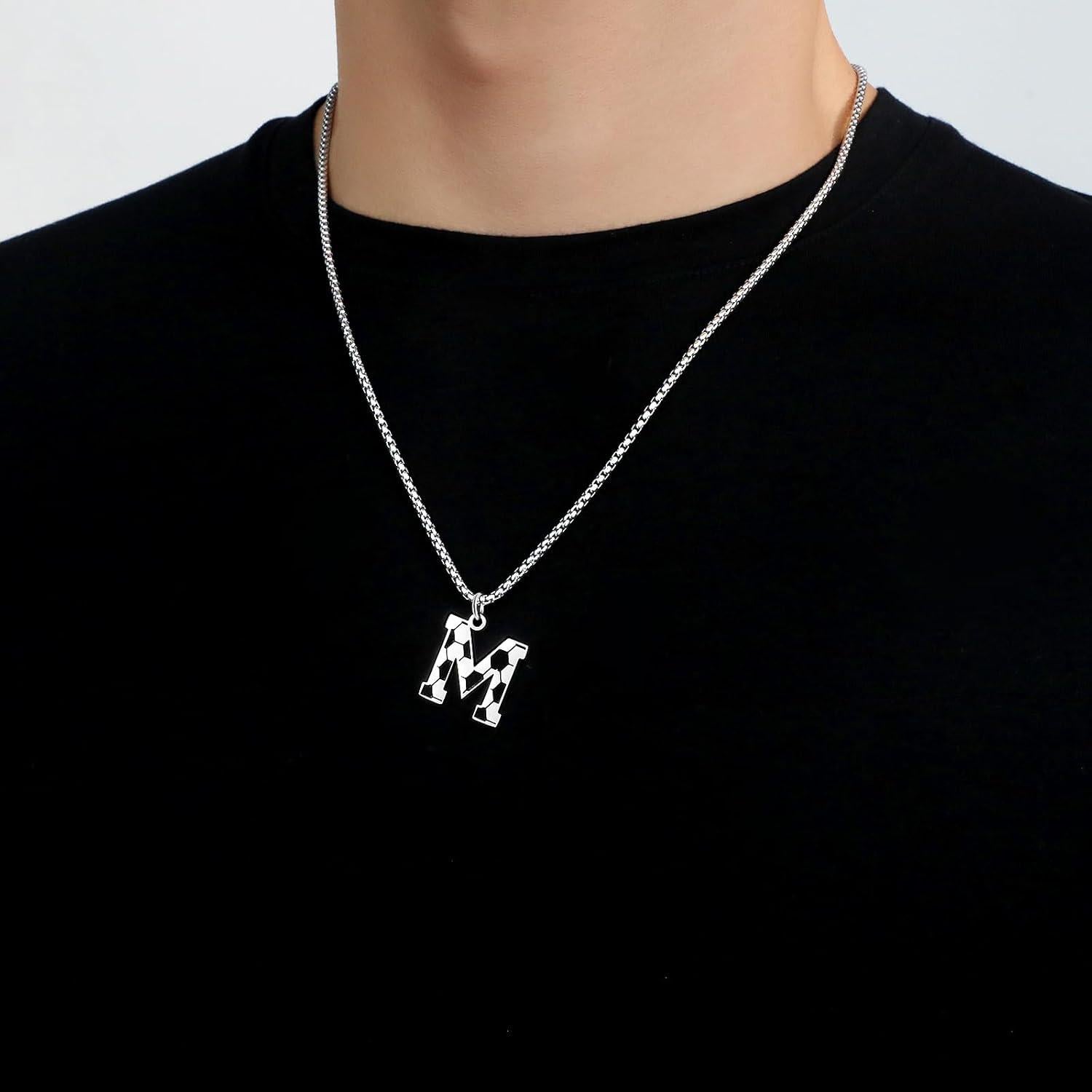 Collar de Fútbol con Letra Inicial A-Z - Acero Inoxidable 55.88 cm