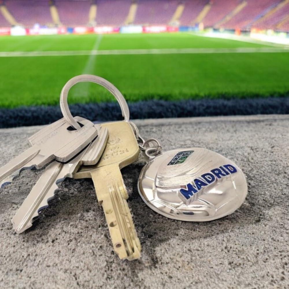 Llavero de Fútbol BDM Madrid Grabado para Fans del Real Madrid