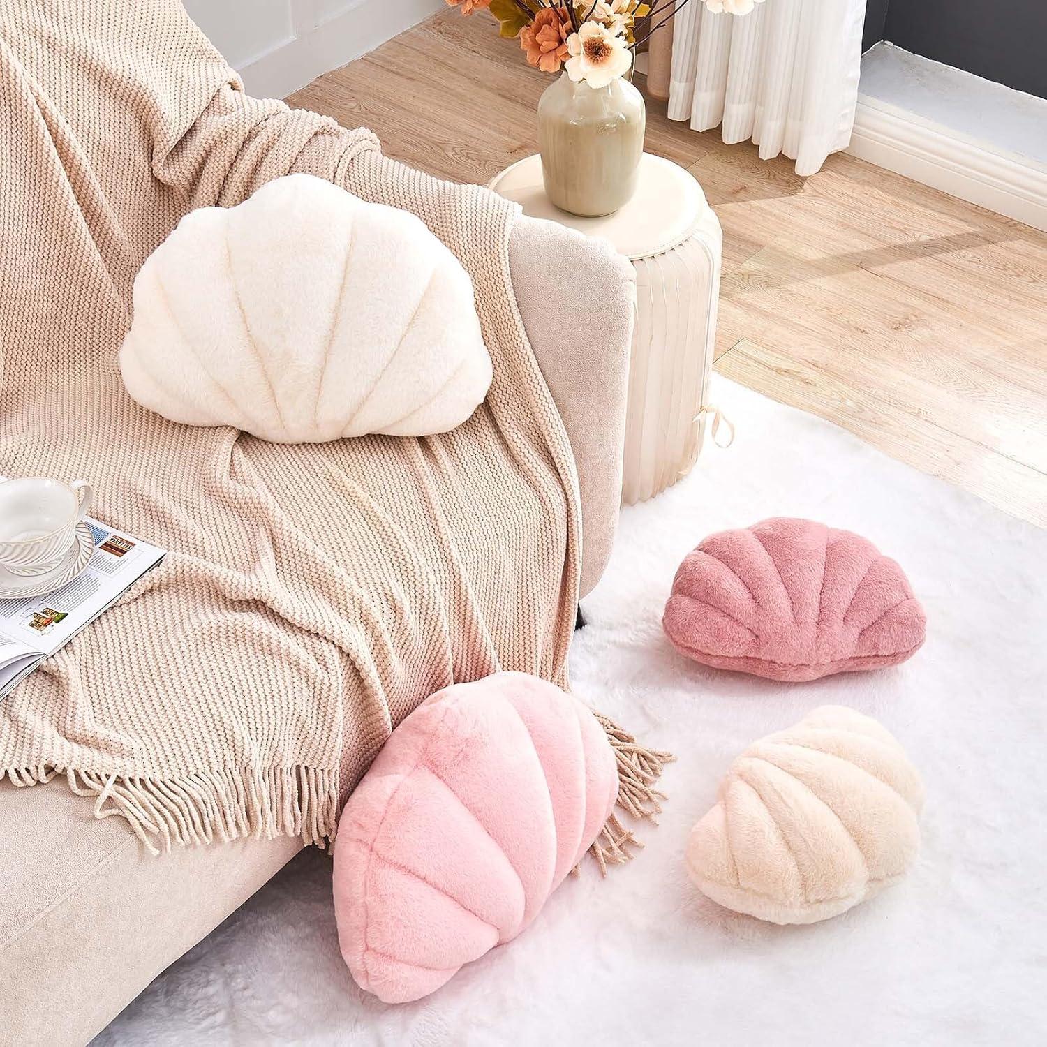 Almohada Decorativa VBGYA Concha Marfil 33x25 cm Rosa Claro