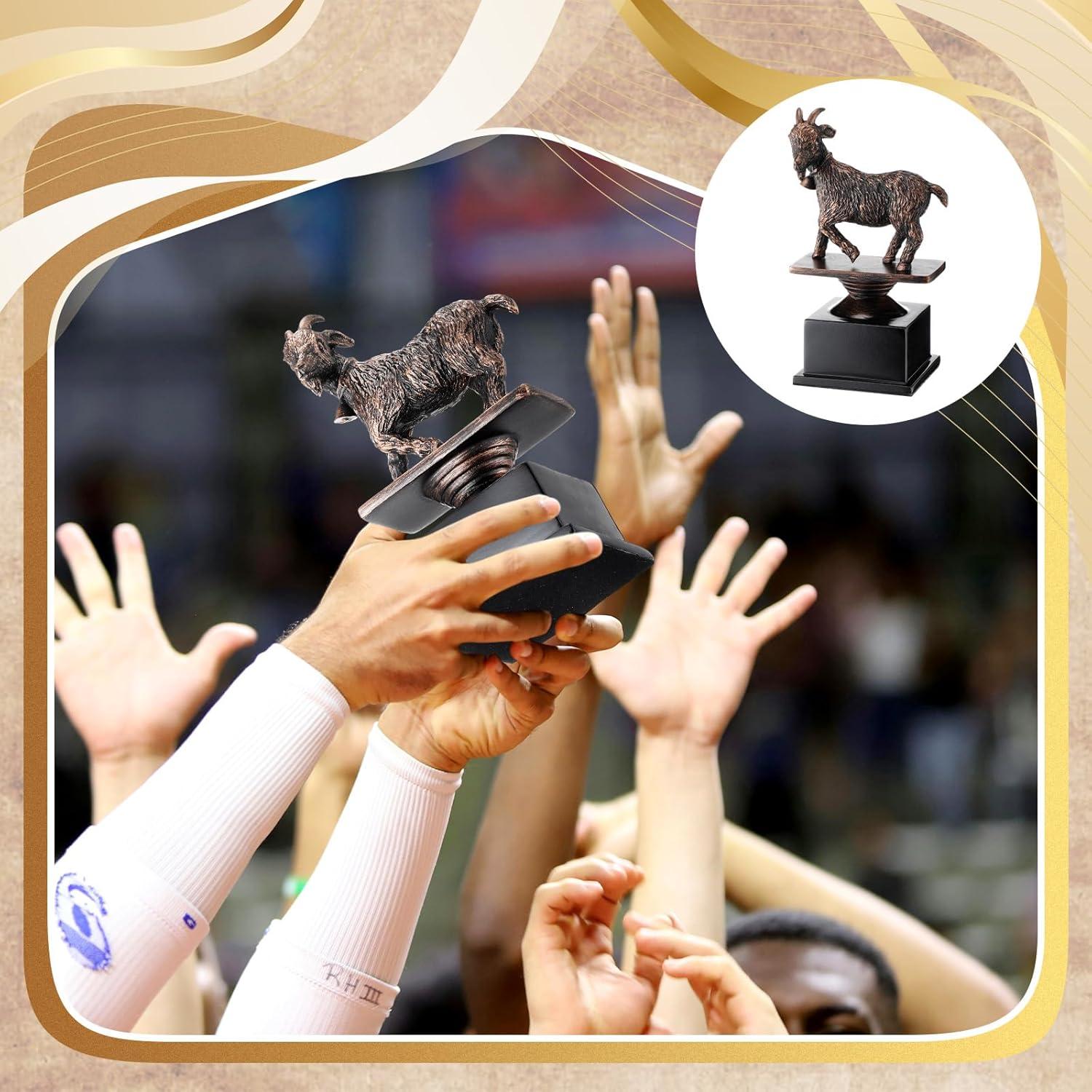 Trofeo de Cabra Zhengmy KX1872 en Resina Color Bronce