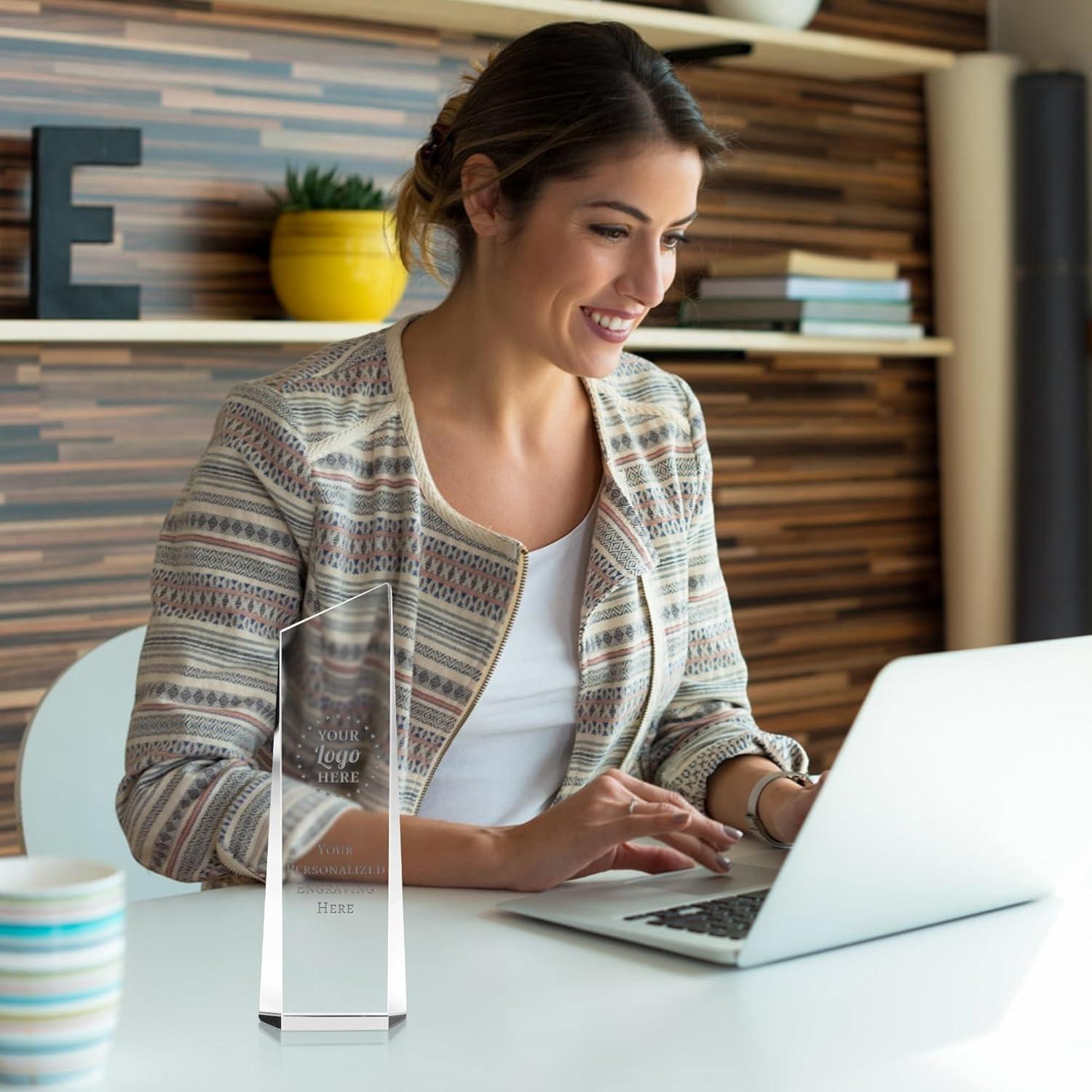 Trofeo de Cristal Personalizado ZALHIN 24.13 cm Grabado