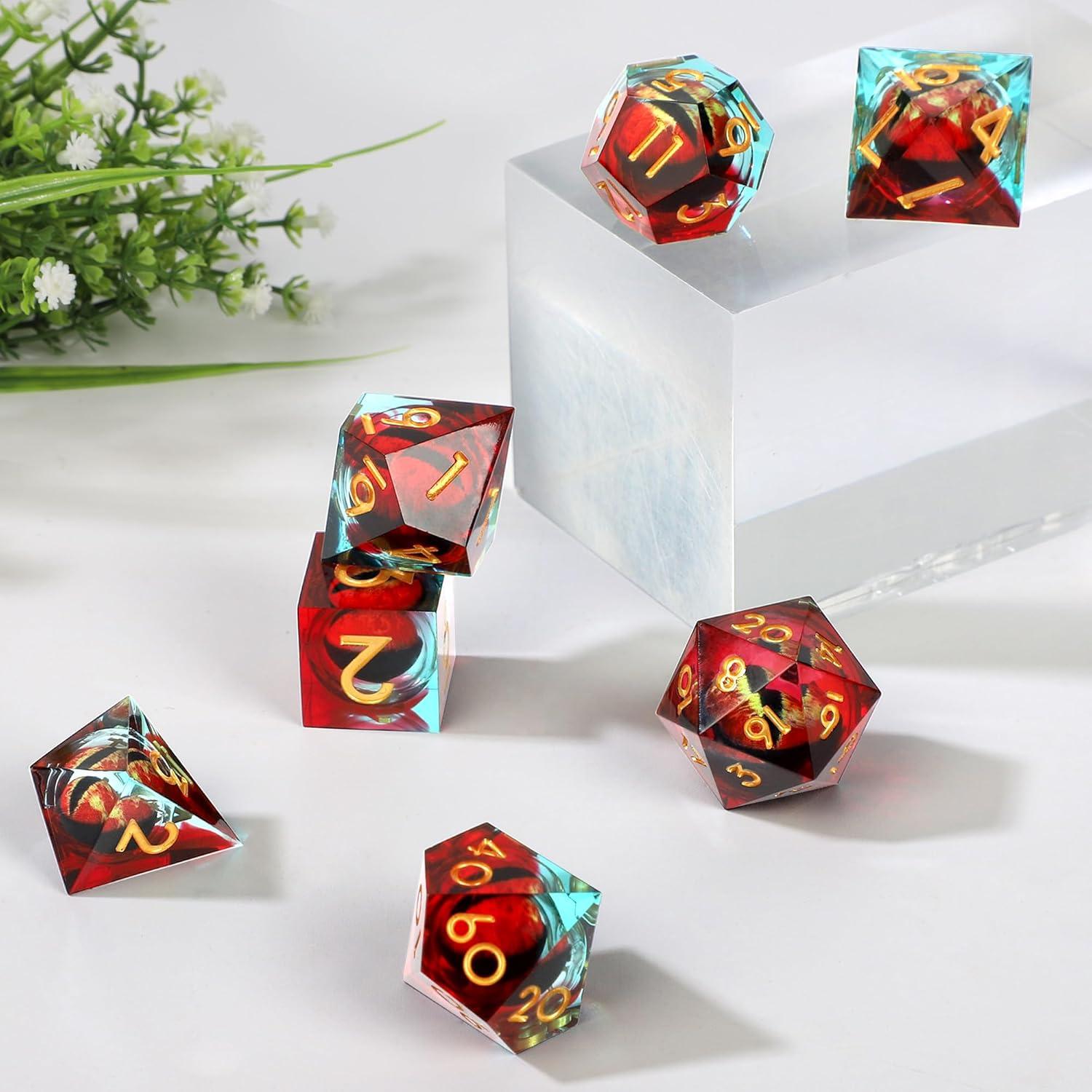 Conjunto de Dados DND Liquid Core Dragon Eye 7 pcs Resina Rojo