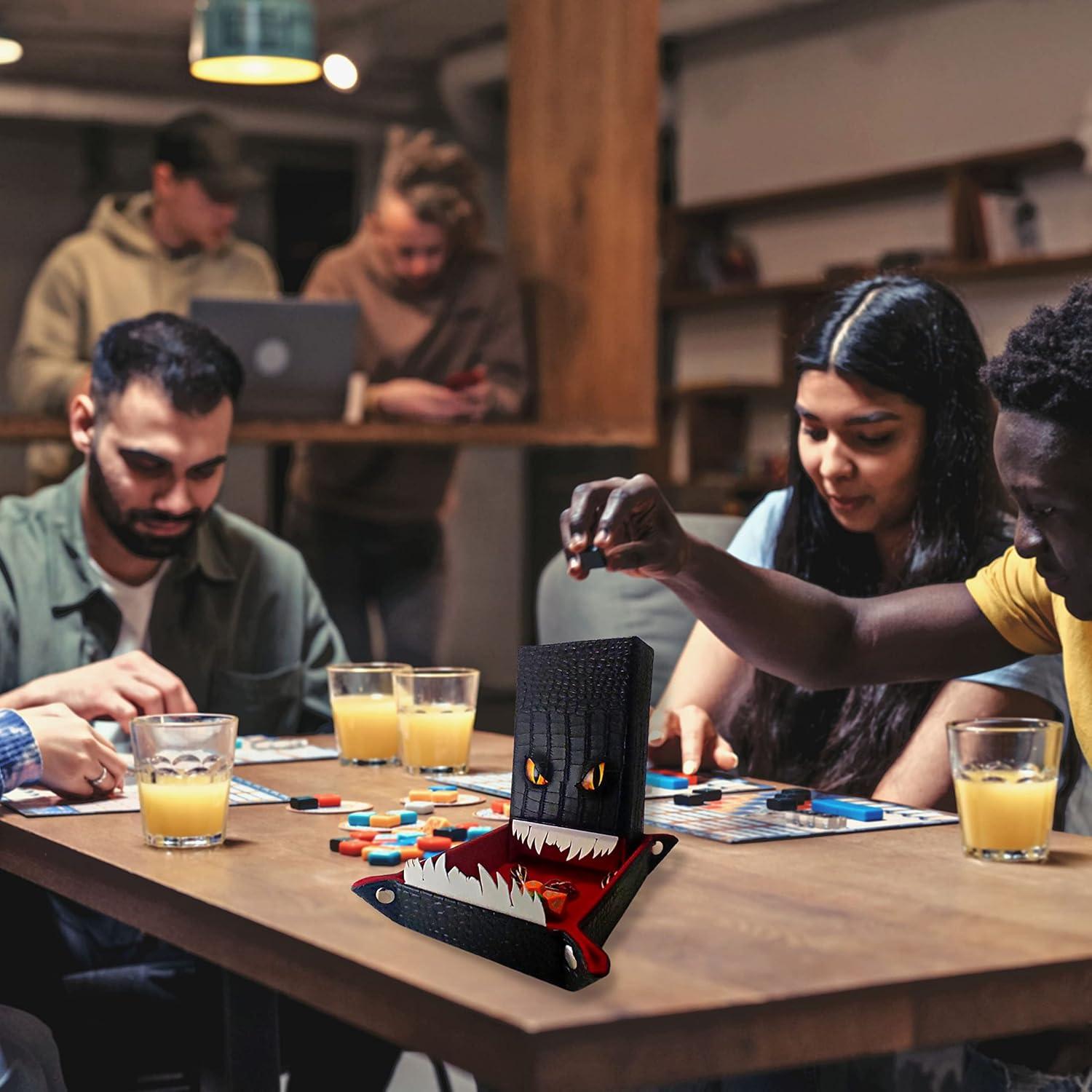 Bandeja y Torre de Dados DND Foxbite Cazador de Dragones