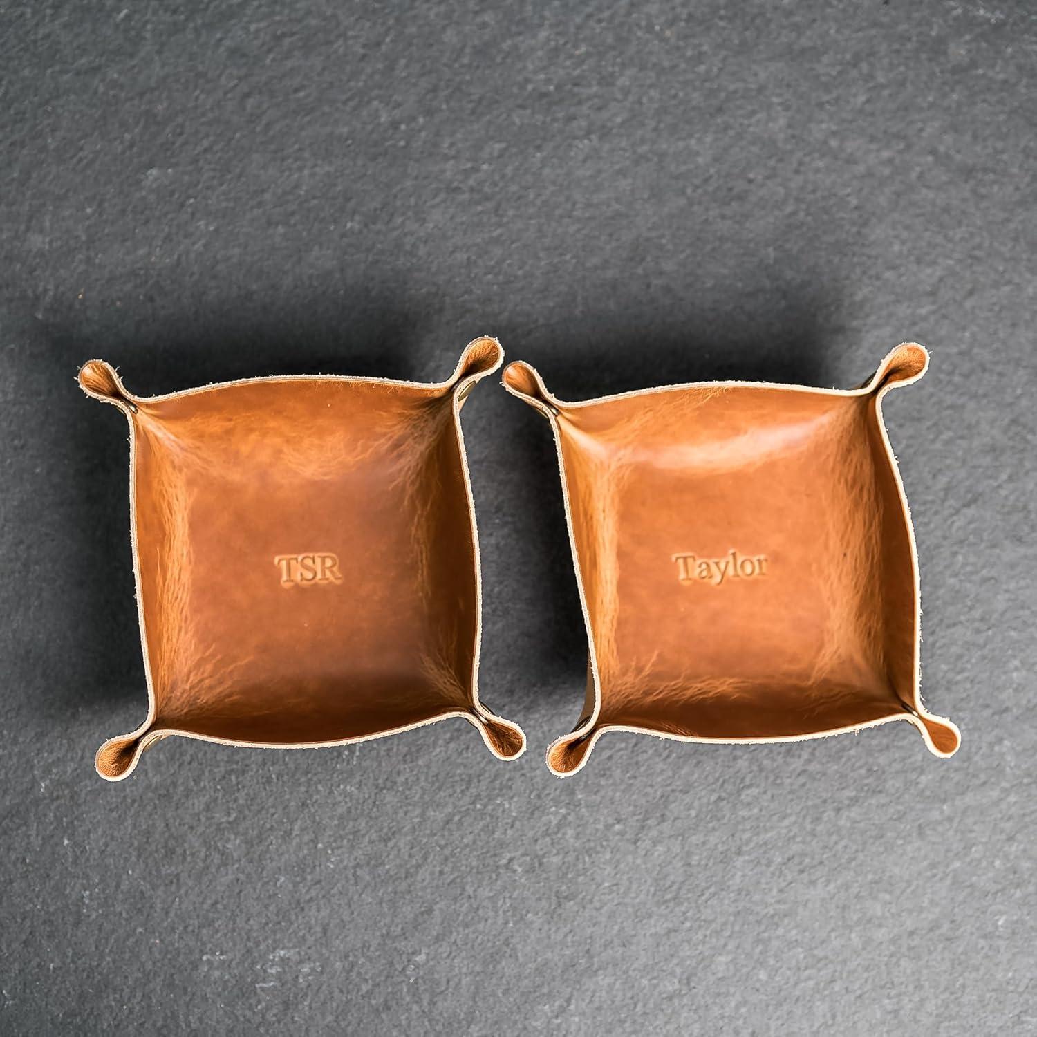 Bandeja de cuero personalizada Ox & Pine 19 cm cuadrada café