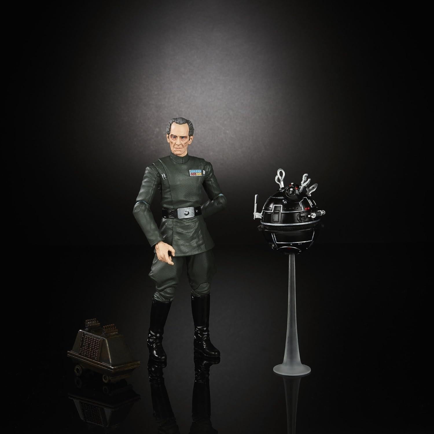 Figura de Acción Grand Moff Tarkin Hasbro E1202 5.1x12.7x22.9cm