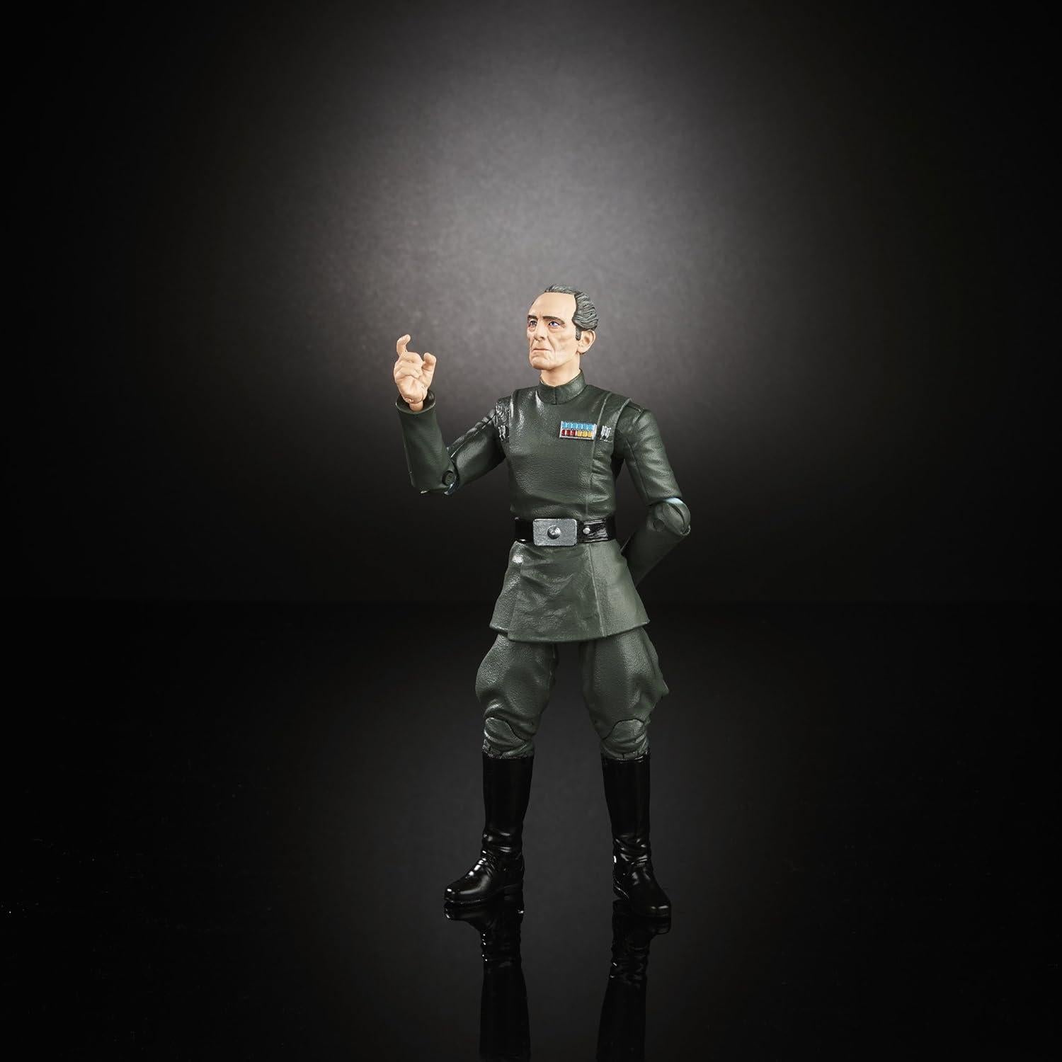 Figura de Acción Grand Moff Tarkin Hasbro E1202 5.1x12.7x22.9cm