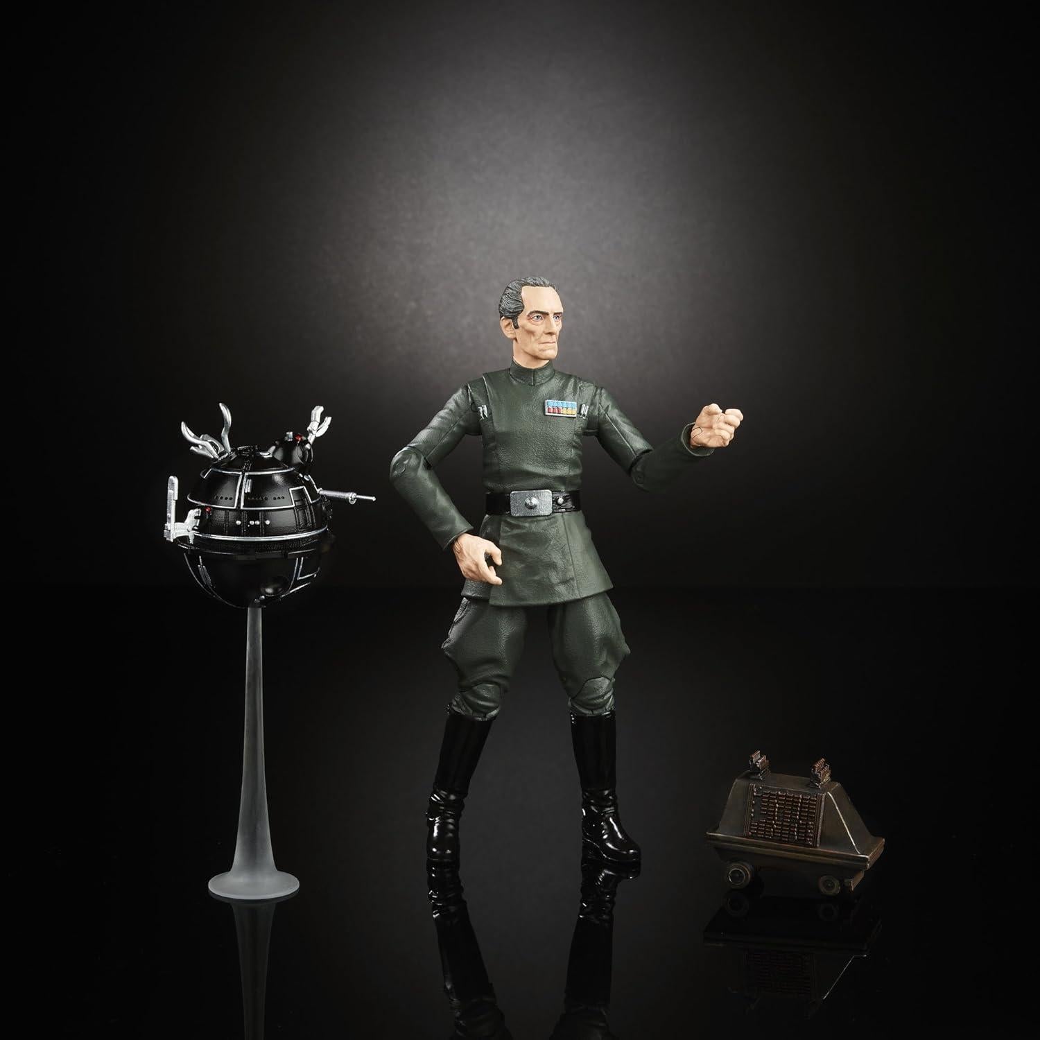 Figura de Acción Grand Moff Tarkin Hasbro E1202 5.1x12.7x22.9cm
