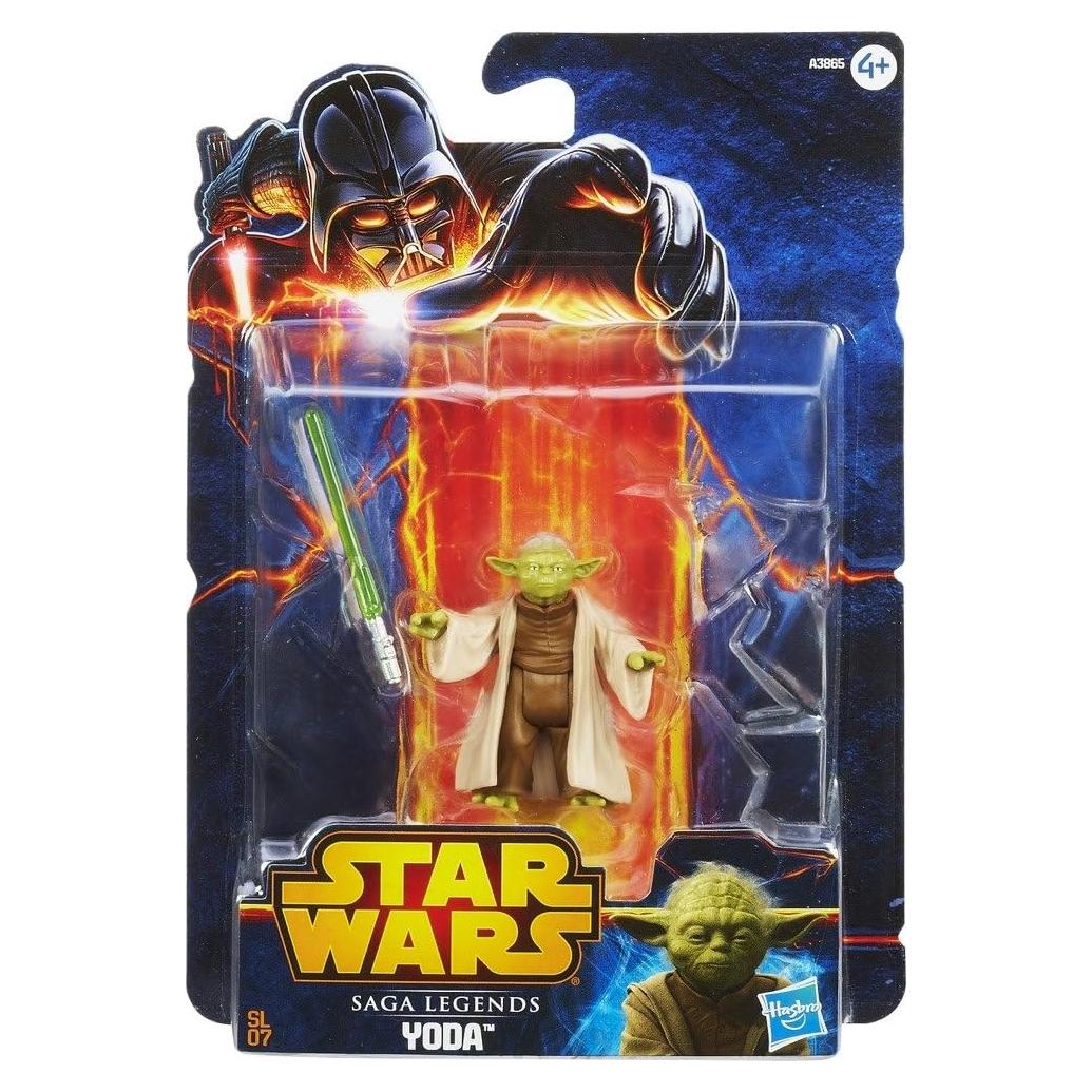 Figura Yoda Star Wars Episodio III con Sable de Luz