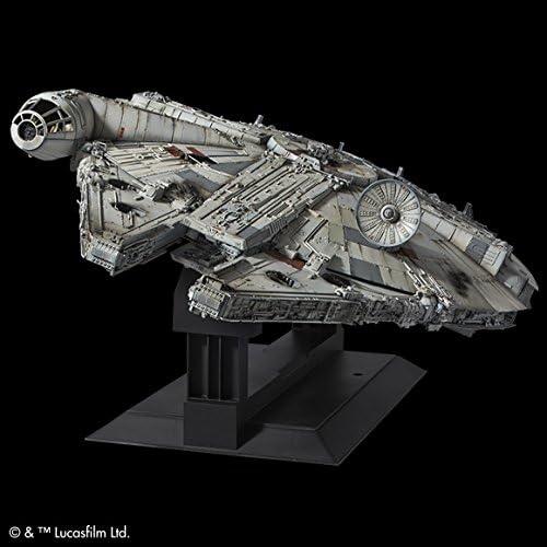 Kit de Modelo Halcón Milenario Bandai 1:72 Star Wars PG
