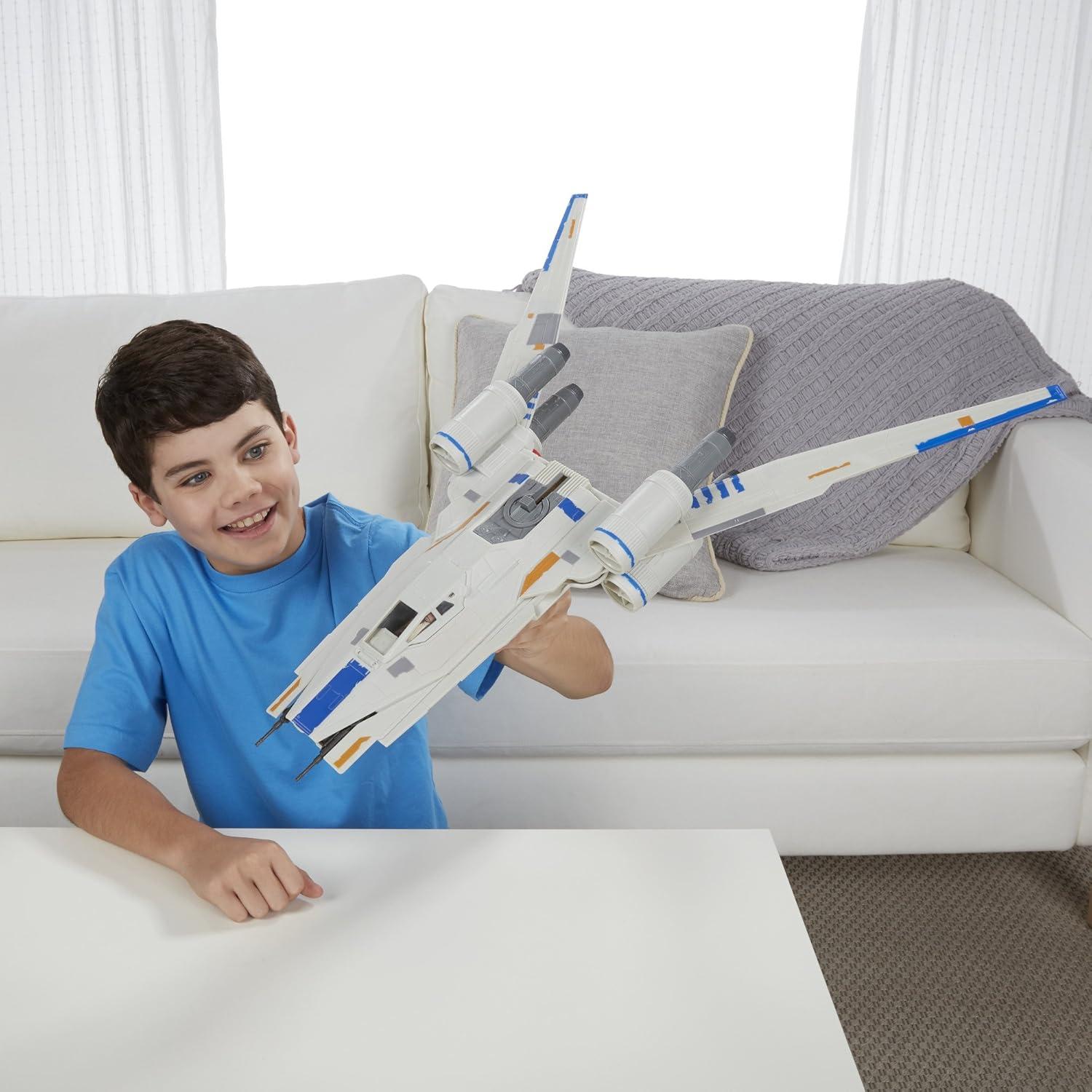 Nave Rebel U-Wing Star Wars Rogue One con Capitán Cassian Andor