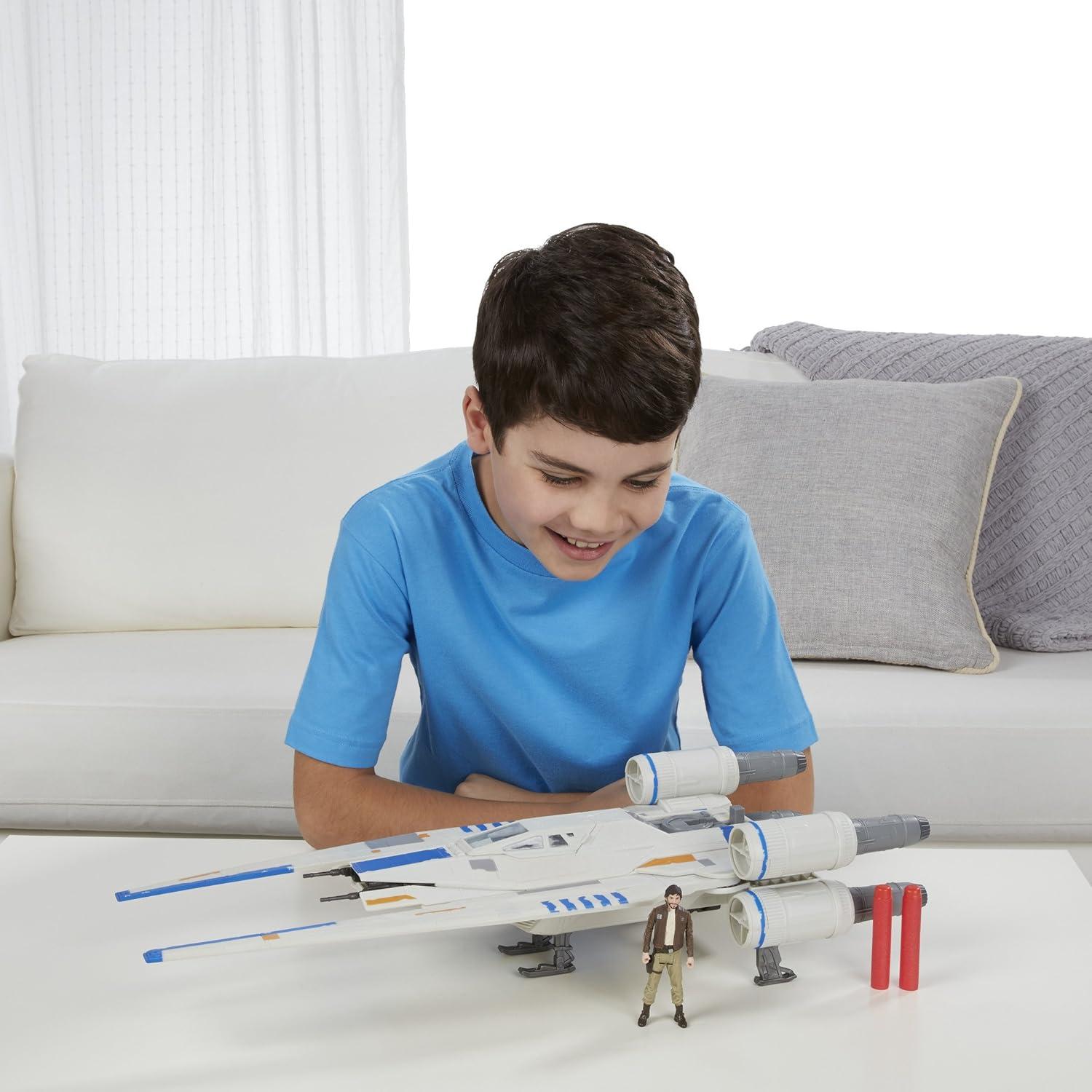 Nave Rebel U-Wing Star Wars Rogue One con Capitán Cassian Andor