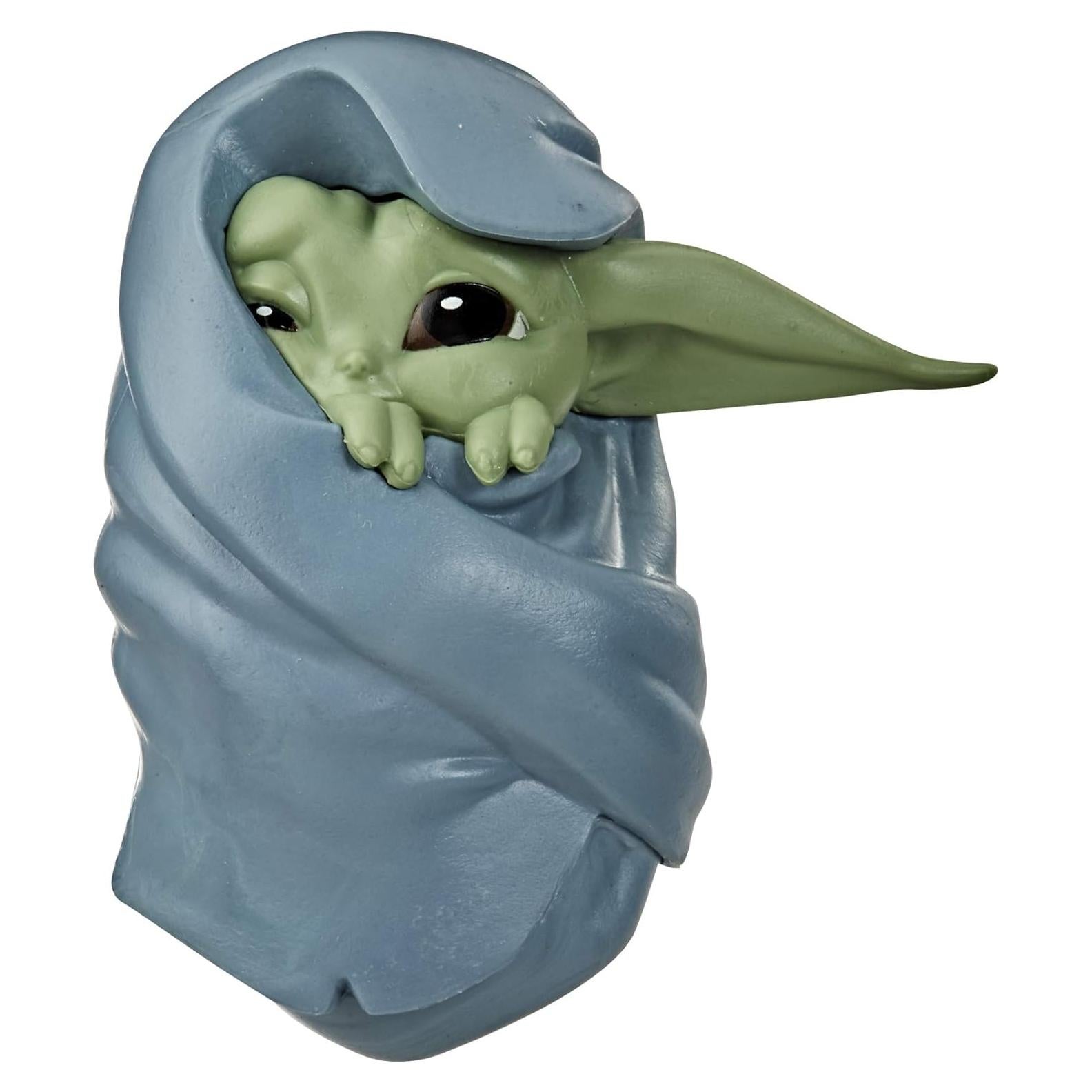 Figura Coleccionable El Niño Bebé Yoda Hasbro 5.58 cm