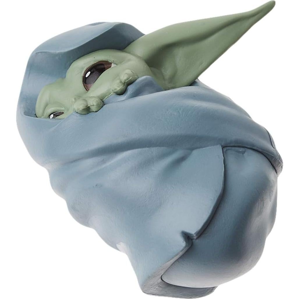 Figura Coleccionable El Niño Bebé Yoda Hasbro 5.58 cm