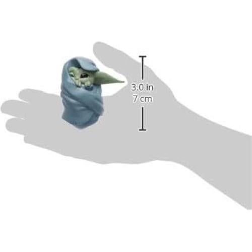 Figura Coleccionable El Niño Bebé Yoda Hasbro 5.58 cm