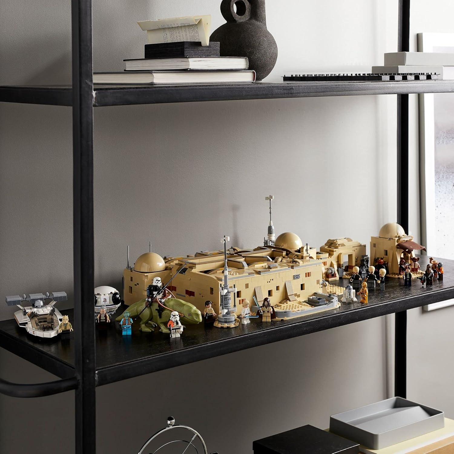 LEGO Star Wars Cantina de Mos Eisley 75290 - 3187 Piezas