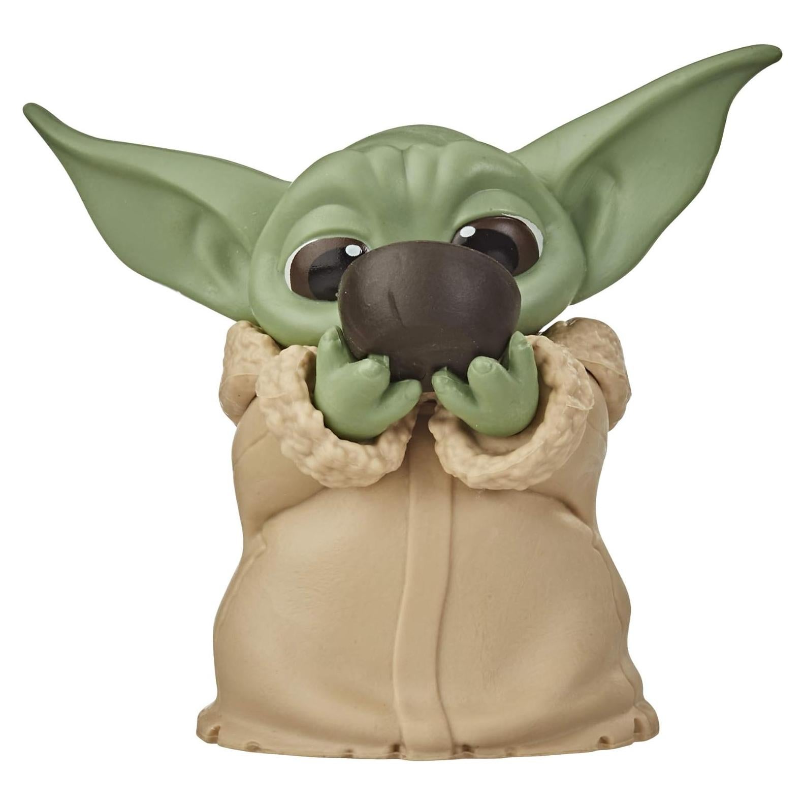 Figura Coleccionable El Niño Baby Yoda Hasbro 5.58 cm