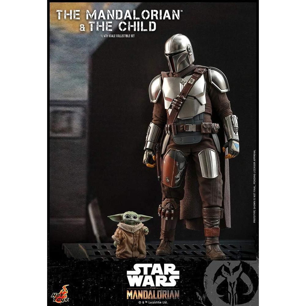 Figura de Acción El Mandaloriano y Niño Hot Toys 30.48 cm