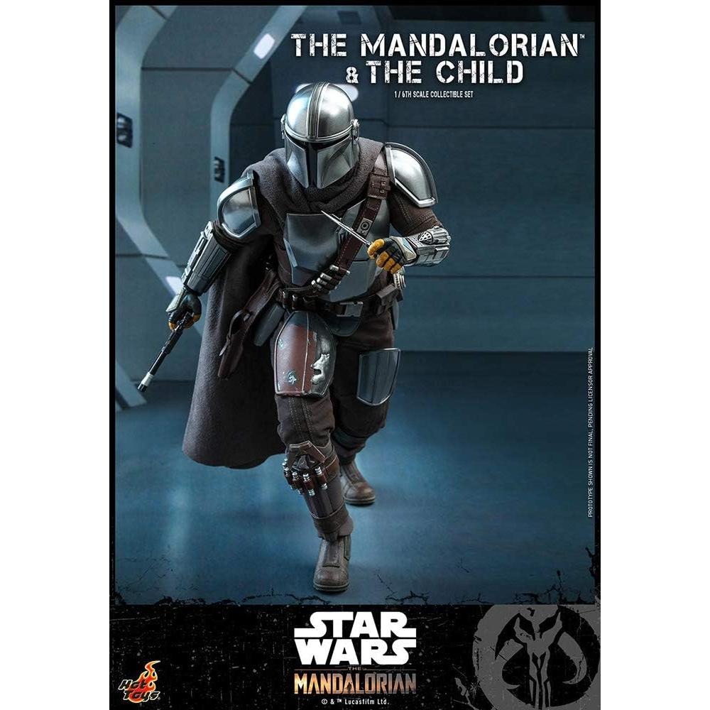 Figura de Acción El Mandaloriano y Niño Hot Toys 30.48 cm