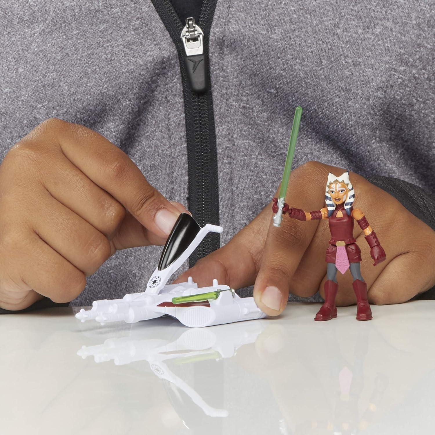 Figura y Vehículo Ahsoka Tano Star Wars Mission Fleet