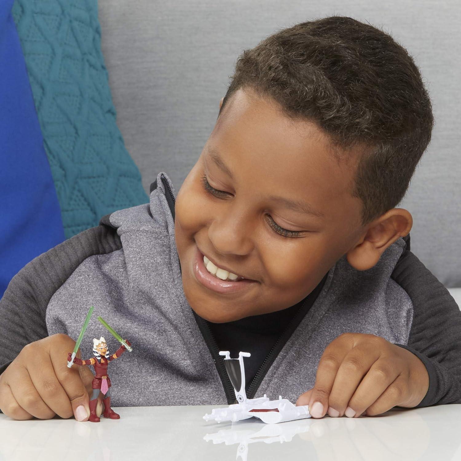 Figura y Vehículo Ahsoka Tano Star Wars Mission Fleet