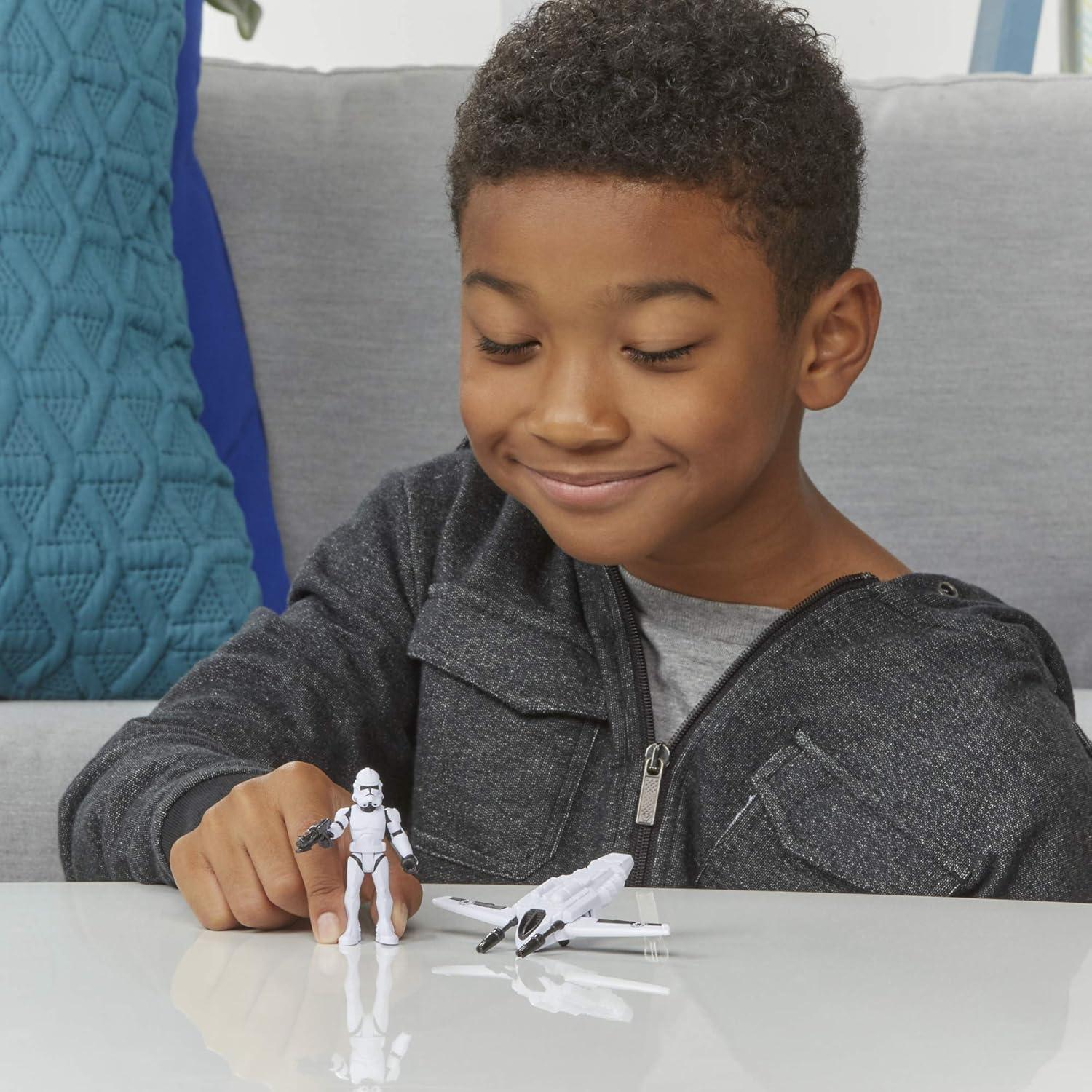 Figura y Vehículo de Rescate Clone Trooper Star Wars 2.5"