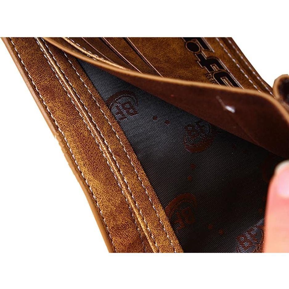 Cartera Bifold Compacta Attack on Titan Eren Yeager 6 Tarjetas