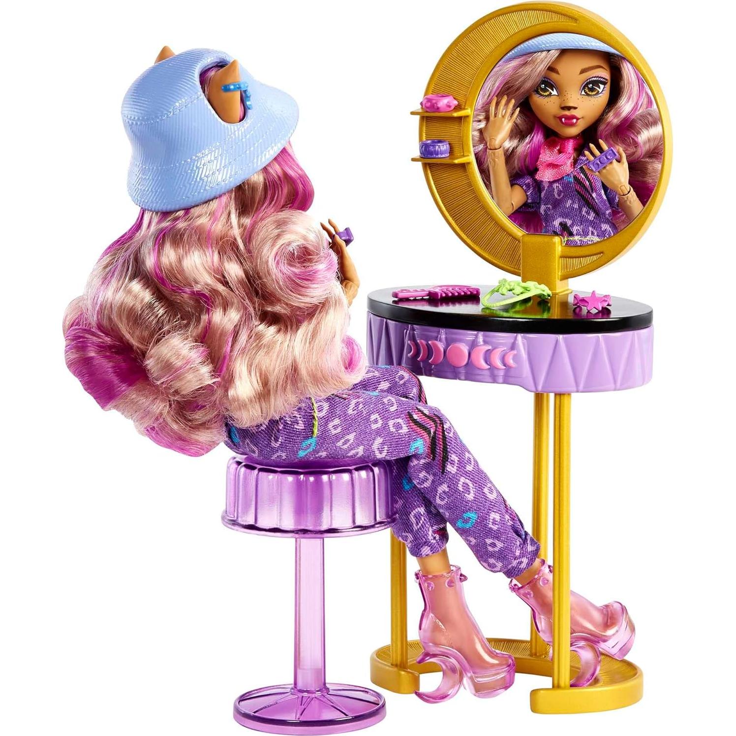Muñeca Clawdeen Wolf y Set de Juego Boo-tique Monster High