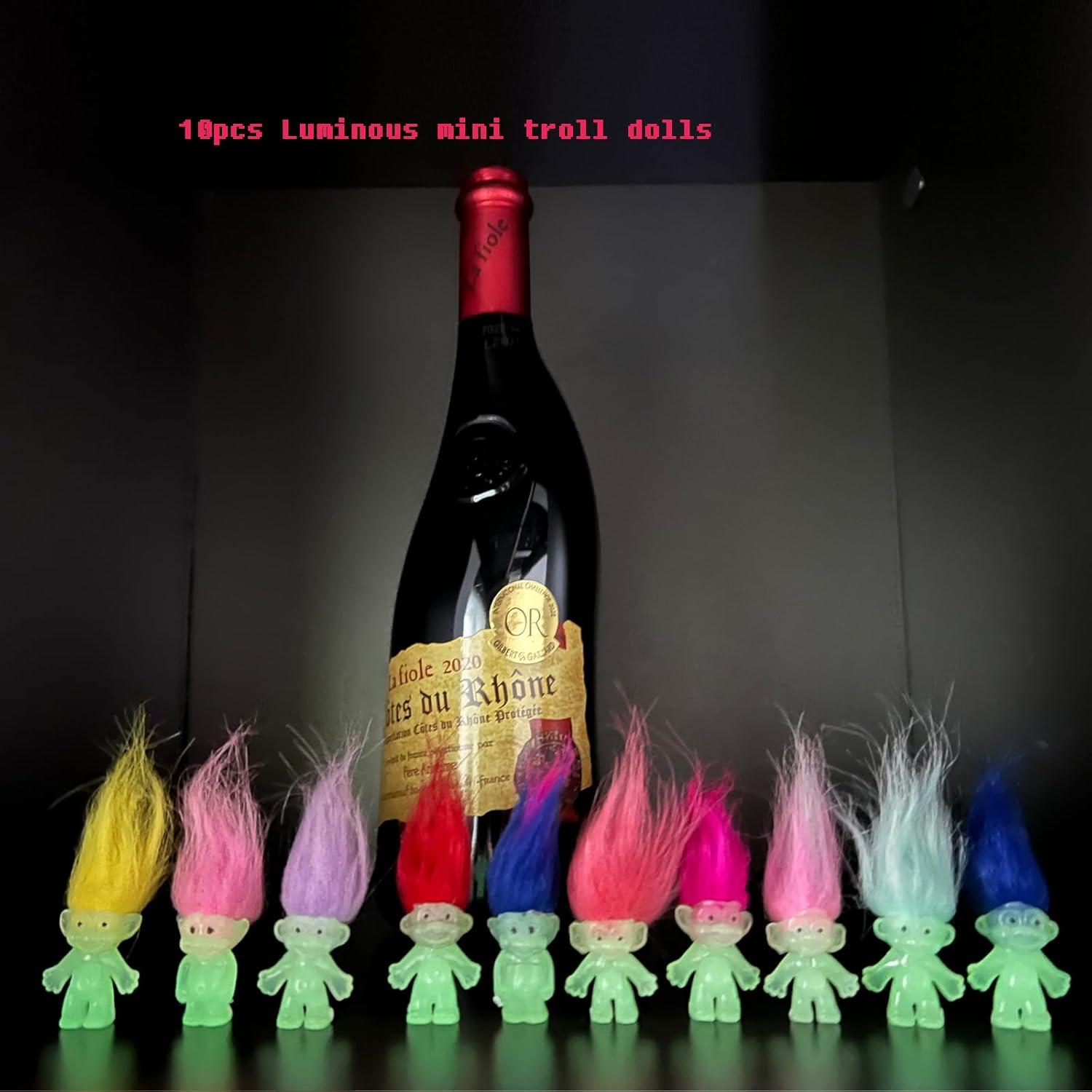 30 Muñecos Troll Mini Luminosos Brillan en la Oscuridad