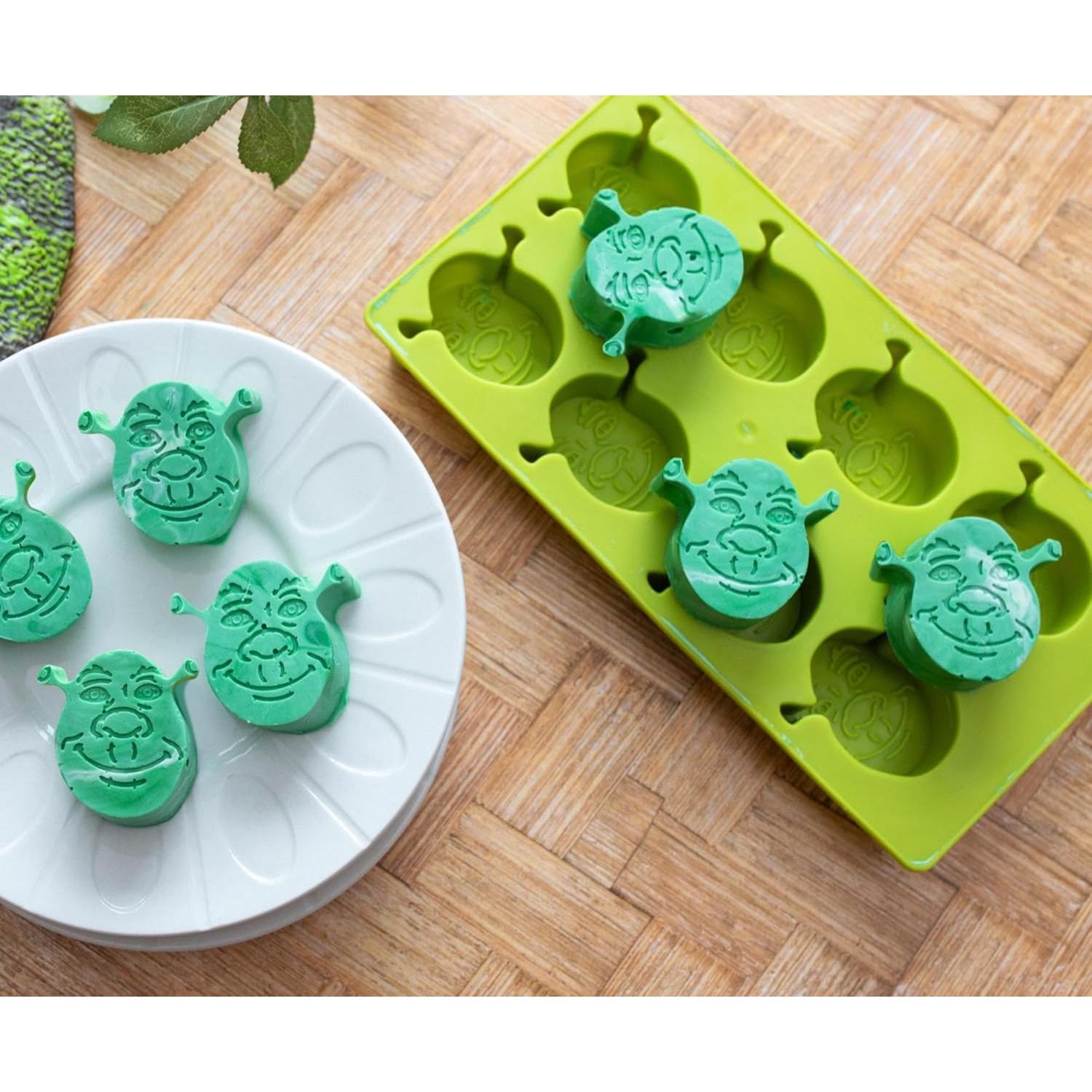 Bandeja de Hielo de Silicona Shrek - Molde Reutilizable 8 Cubos