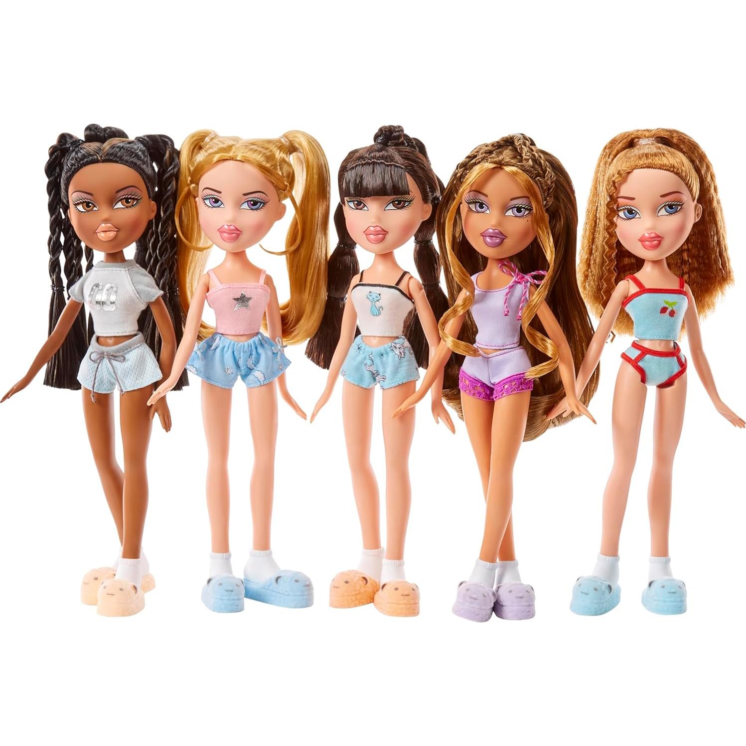 Muñeca Bratz Cloe Fiesta de Sueños con 2 Pijamas y Accesorios