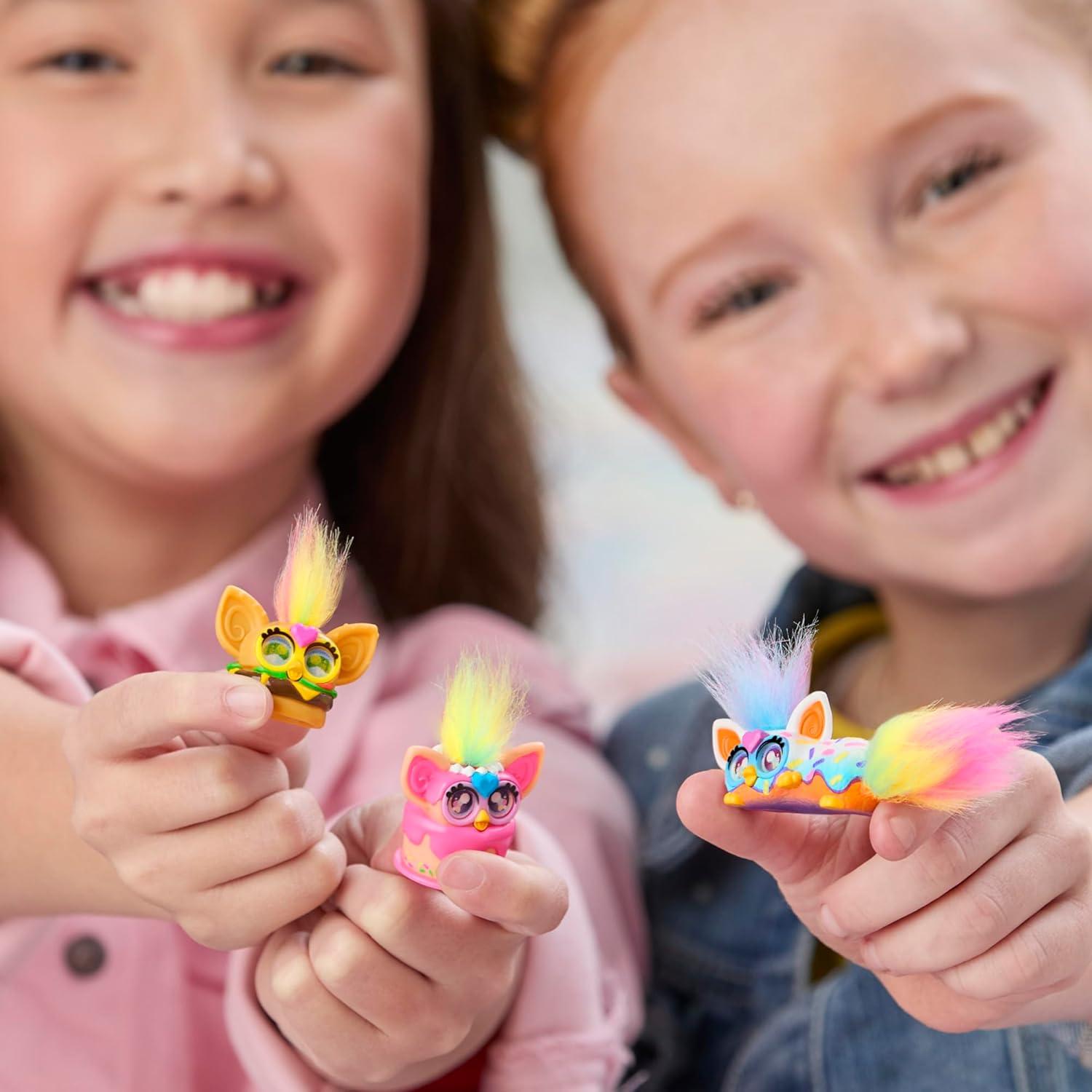 Furby Minis Paquete de 12 Figuras Coleccionables 2.54 cm