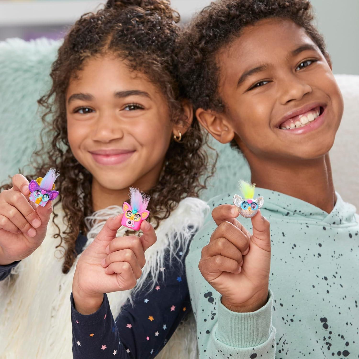 Furby Minis Paquete de 12 Figuras Coleccionables 2.54 cm