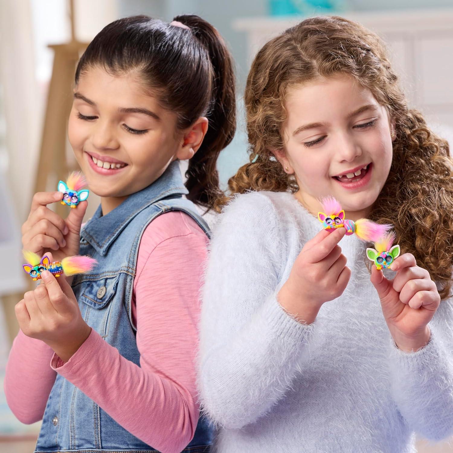 Furby Minis Paquete de 12 Figuras Coleccionables 2.54 cm