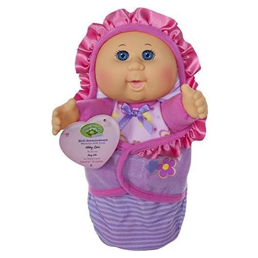 Muñeca Bebé Nueva Nacida Cabbage Patch 22.86 cm con Manta