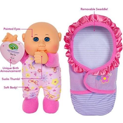 Muñeca Bebé Nueva Nacida Cabbage Patch 22.86 cm con Manta