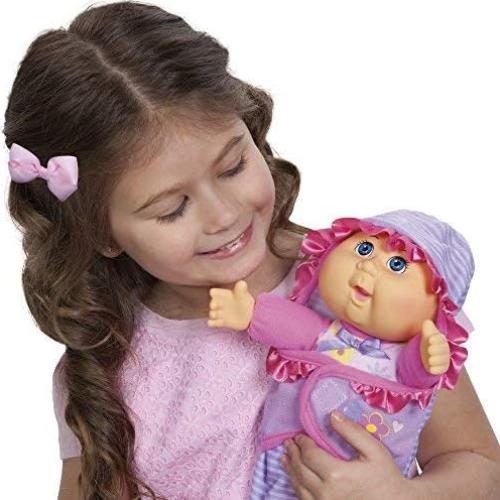 Muñeca Bebé Nueva Nacida Cabbage Patch 22.86 cm con Manta