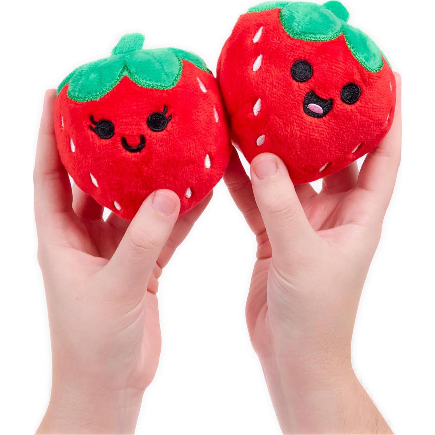 Fresas de Apoyo Emocional Relatable - 5 Peluches Abrazables