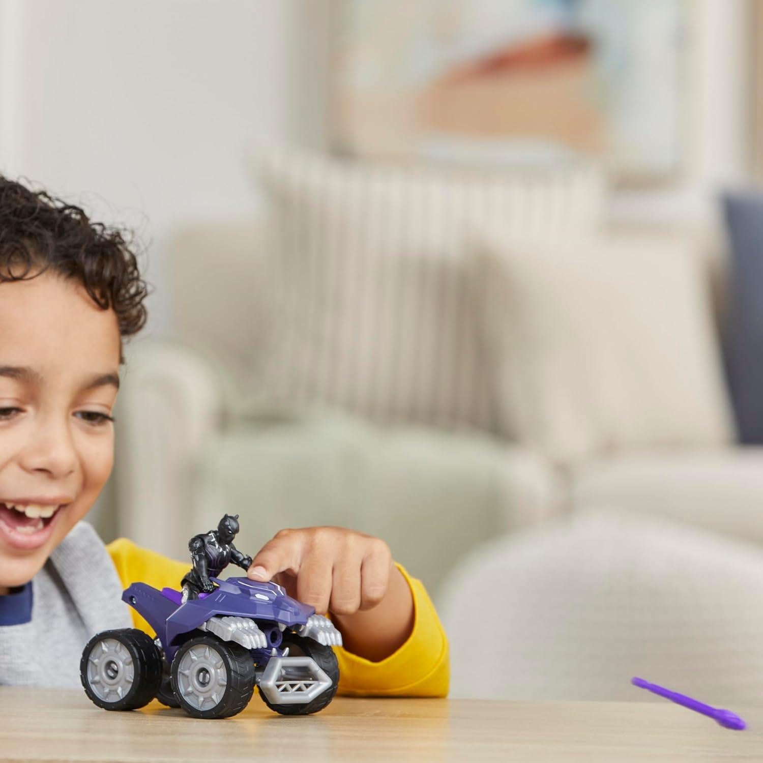 ATV Golpe de Garra Pantera Negra Hasbro 20.32 cm Juguete