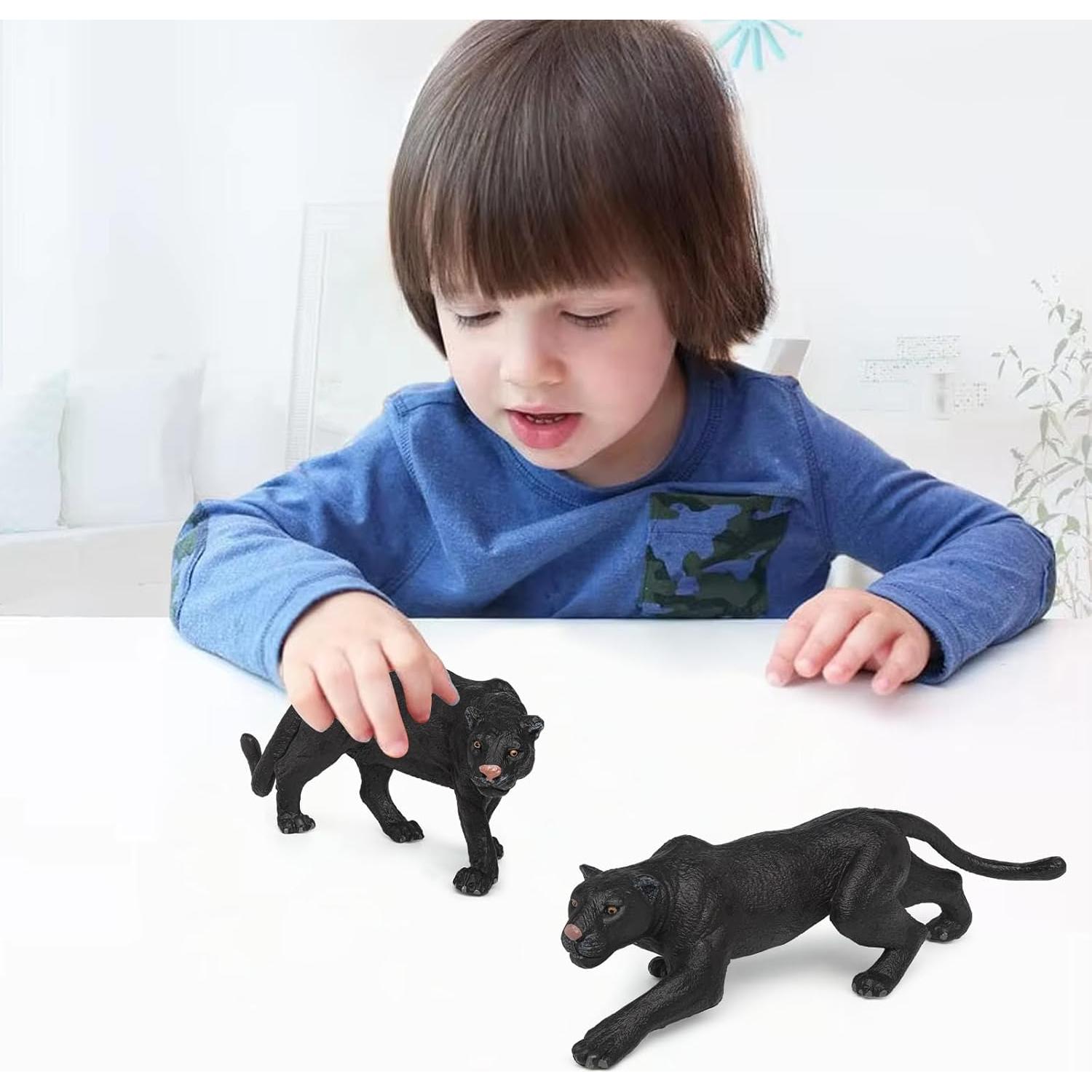 Set de 2 Figuras de Pantera Negra PVC WONWONTOYS 13.4x8.5 cm